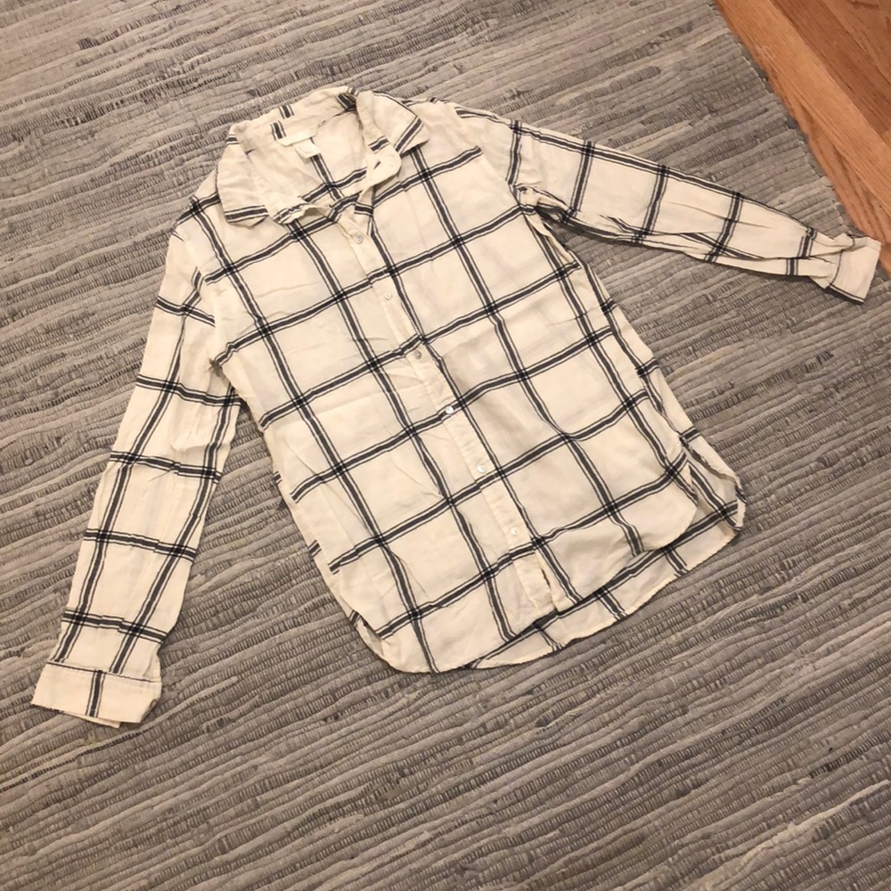 H&M Cream/White & Black Plaid Thin Flannel Size 6